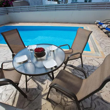 Palm 36 Villa Protaras